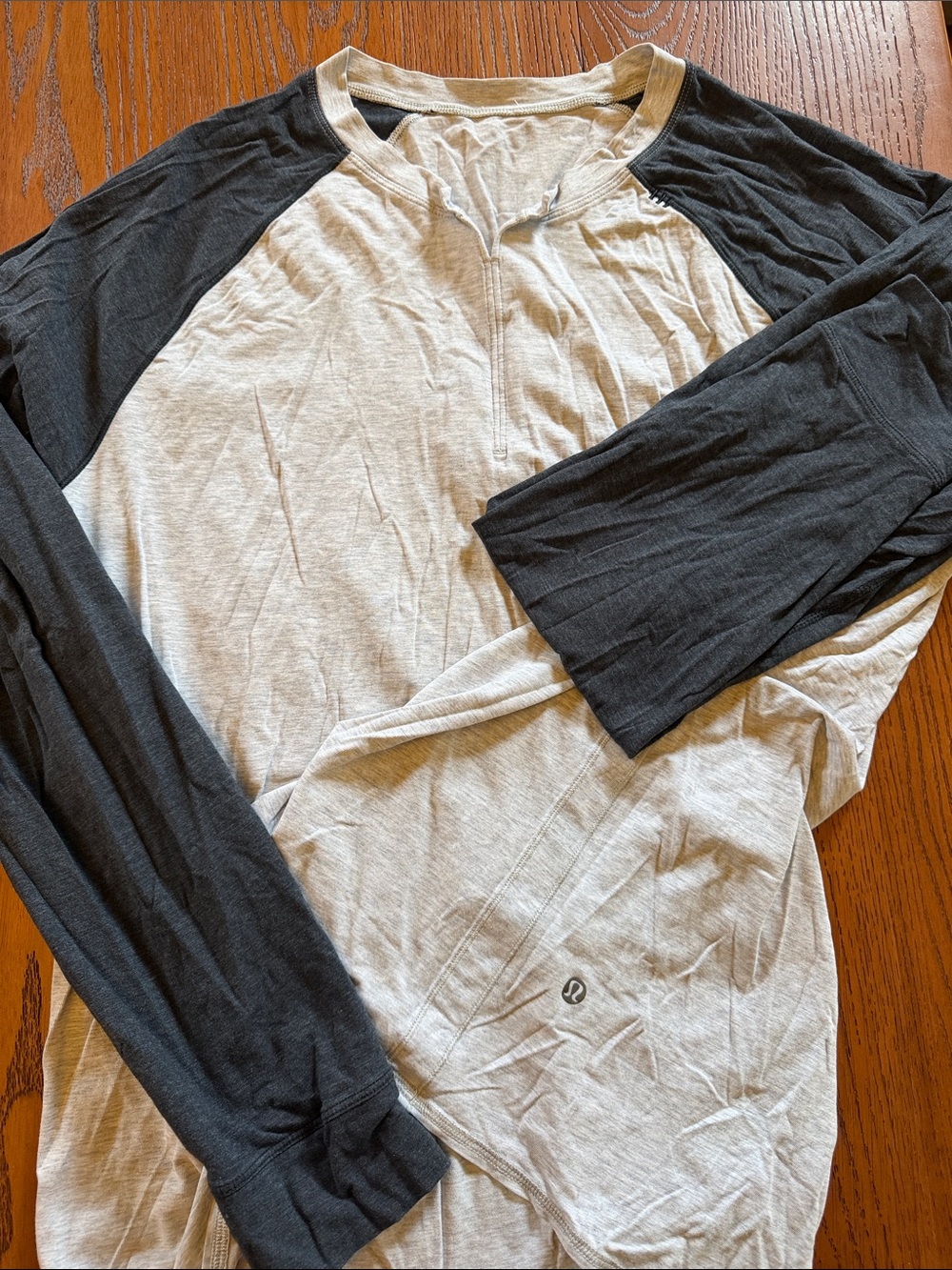 Men’s lululemon athletica Two-Tone Raglan Long Sleeve Shirt
